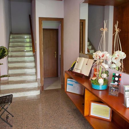Hostal Maribel Педрусо Экстерьер фото
