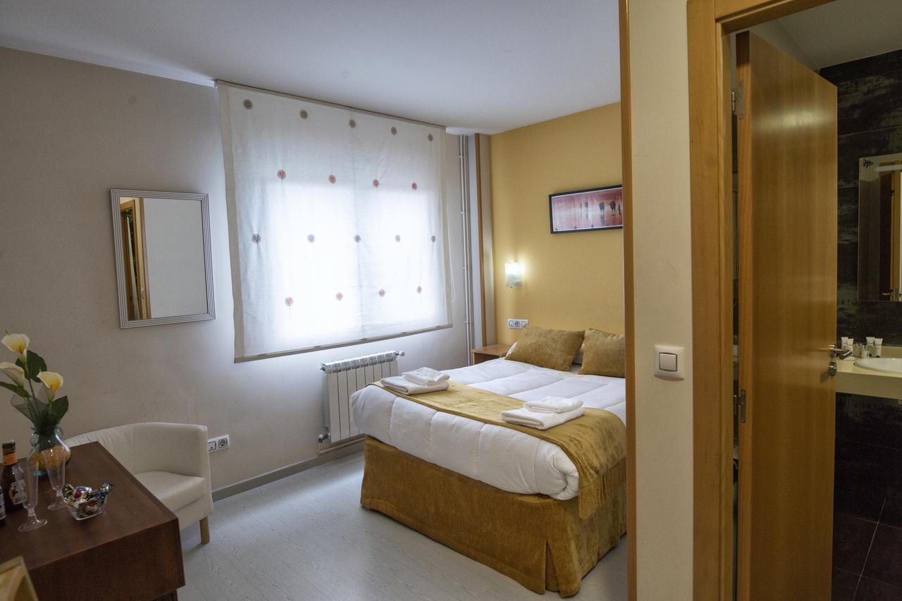 Hostal Maribel Педрусо Экстерьер фото