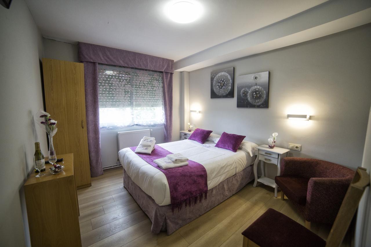 Hostal Maribel Педрусо Экстерьер фото
